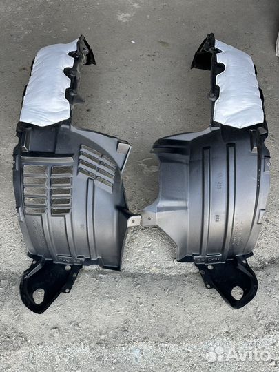 Передние подкрылки на Leksys 570