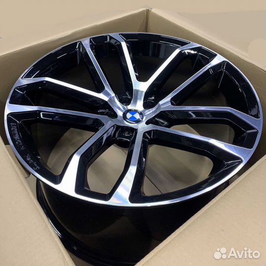 Диски на BMW бмв X6 G06 R21 дизайн lumma CLR