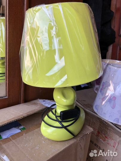 Лампа настольная,абажур. Новая
