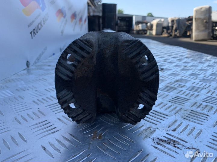 Вал карданный 1860 мм. Man L2000