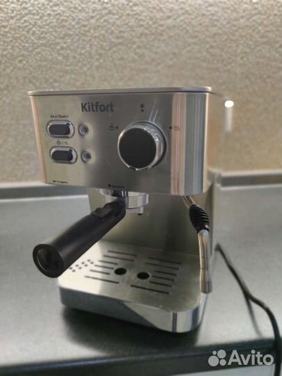 Кофеварка рожковая kitfort