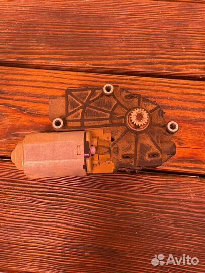 Моторчик люка kia optima 4