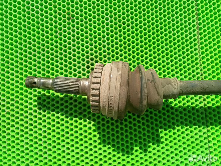 Привод левый Opel Vectra B Опель Вектра Б