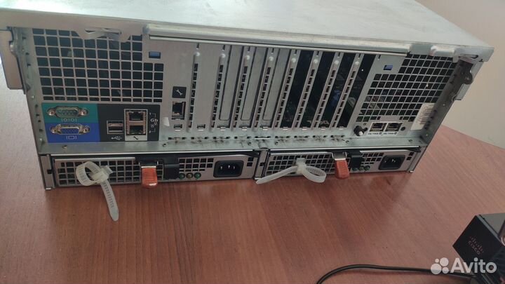 Сервер Dell PowerEdge R905