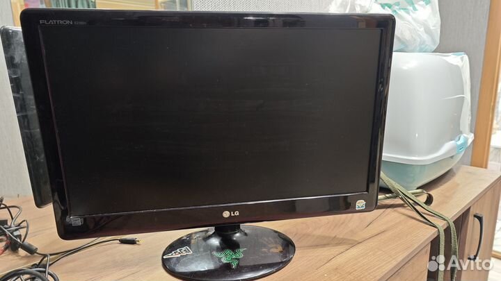 Монитор LG Flatron E2350V, 1920x1080