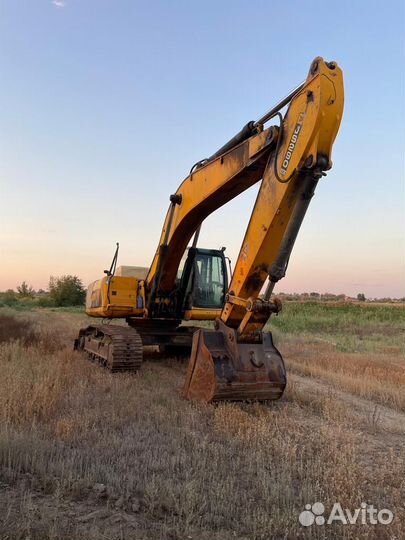 Гусеничный экскаватор JCB JS 290LC, 2008