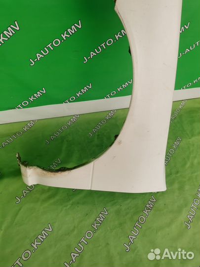Крыло переднее левое Nissan Sunny