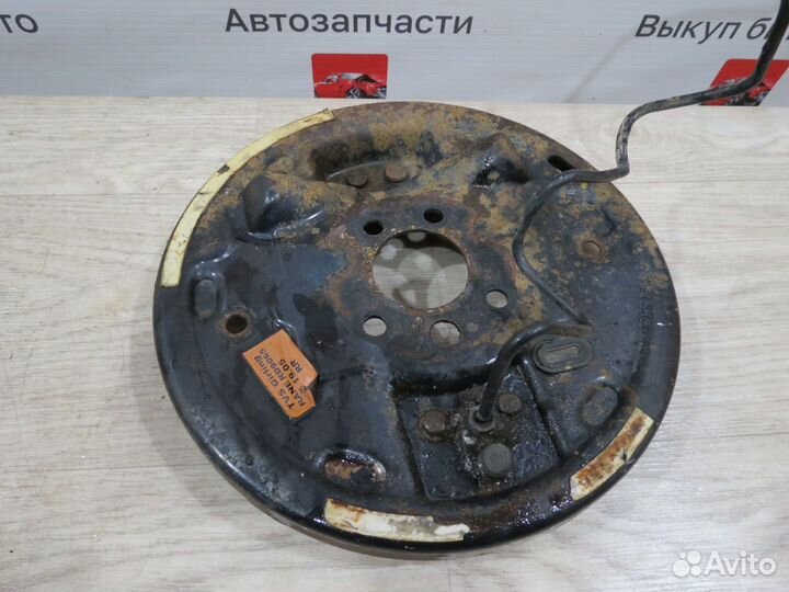 Щит опорный Volkswagen Polo