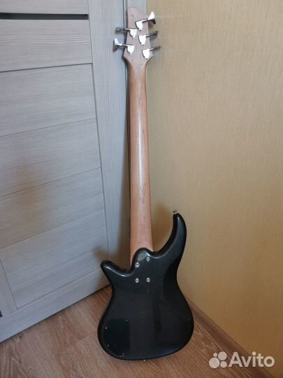 Бас-гитара 5 струн