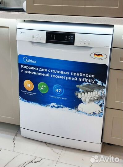 Посудомоечная машина Midea MFD60S320W Новая