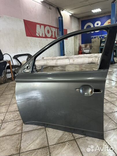 Дверь передняя левая mitsubishi outlander 3