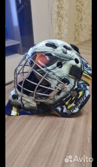 Вратарский шлем bauer