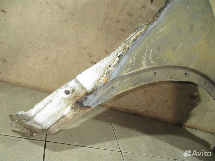 Крыло переднее правое Ford Explorer 5