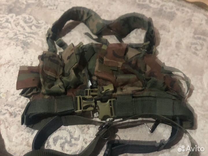 Разгрузочный жилет с двумя ремнями