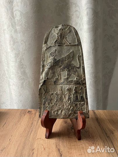 Реликвия древность Хеттский барельеф