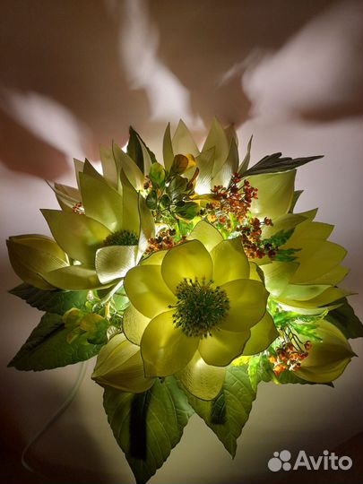 Ростовые цветы, светильники из изолона