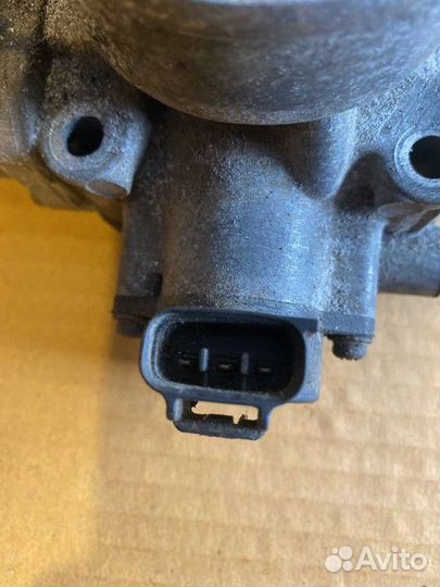 Заслонка дроссельная Mitsubishi Lancer