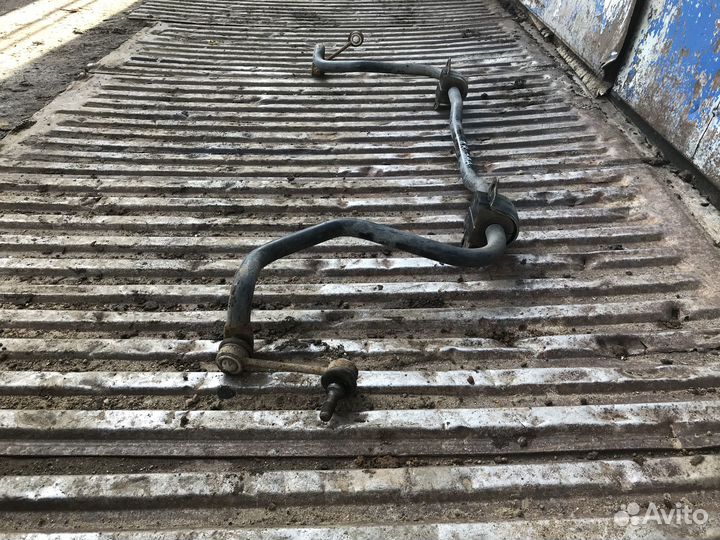 Стабилизатор задний Land Rover Range Rover 3