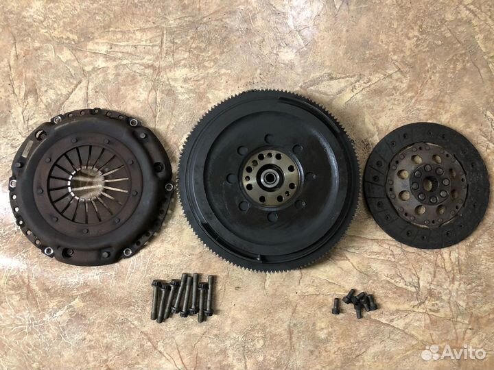 Сцепление и маховик двухмассовый W124 МКПП