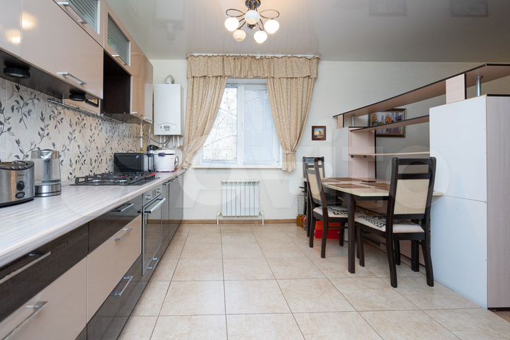 Дом 115,3 м² на участке 2,5 сот.