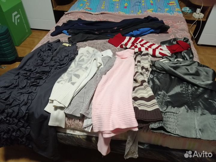 Вещи пакетом. Платья. Кофты. Костюм