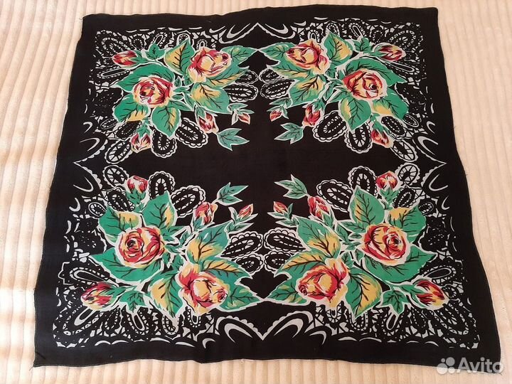 Шали и платки, разные