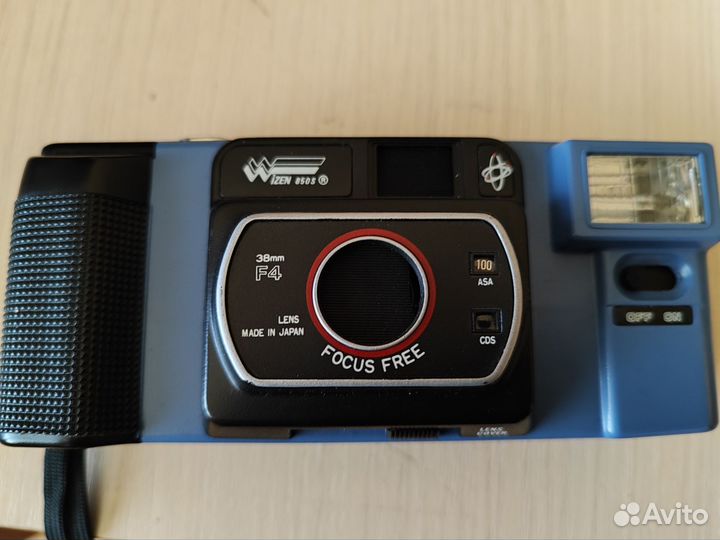 Пленочный фотоаппарат