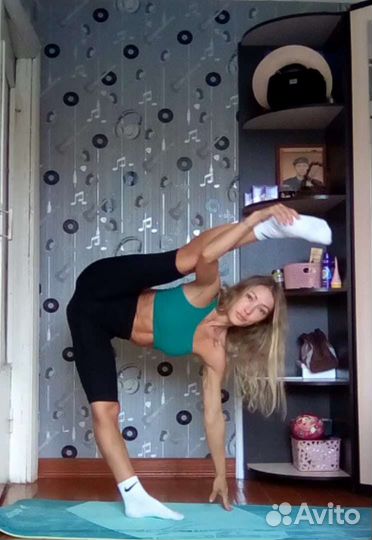 Администратор. Тренер по растяжке