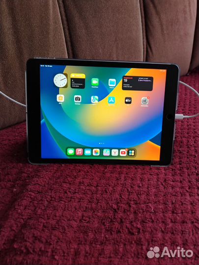 Планшет apple iPad 10.2 wi fi 64 гб