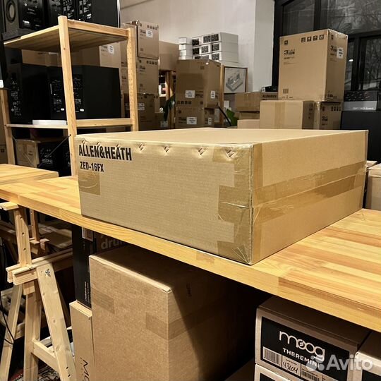 Allen & Heath ZED-16FX