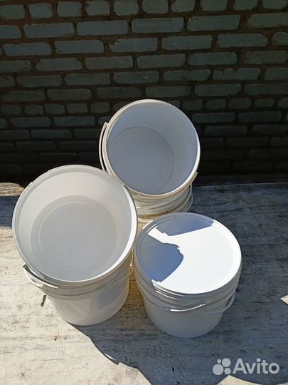 Пластиковые ведра 5,5л и 3,25л