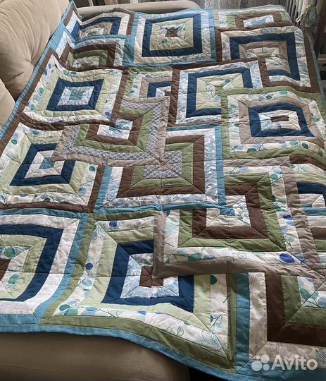 Лоскутное одеяло ручной работы