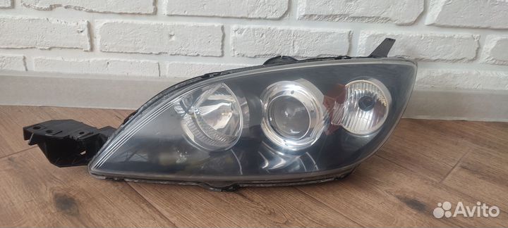 Передние фары на mazda 3bk