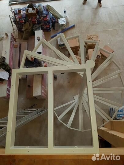 Винтовая лестница на заказ