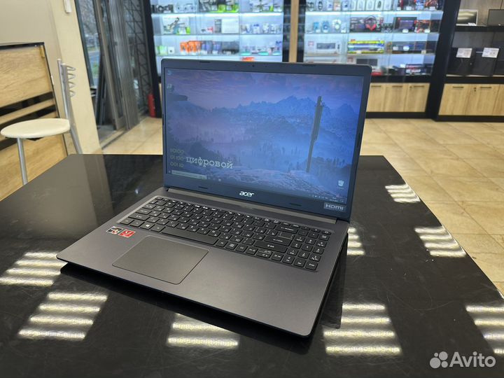 NEW/ Acer Aspire3/15,6