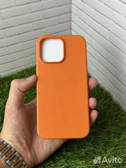 Оригинальный чехол на iPhone 14 pro max