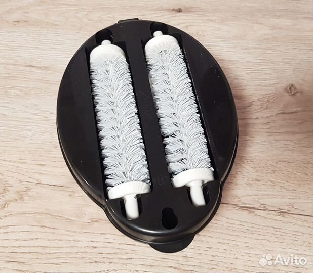 Божья Коровка Щетка-пылесос для ковров два ролика