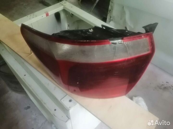 Volkswagen Polo 2017 задняя права фара