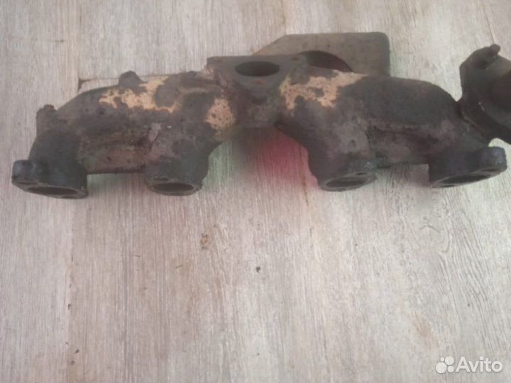 Коллектор выпускной Volkswagen Passat B4 1.9 1995