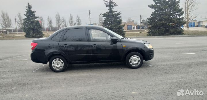 LADA Granta 1.6 МТ, 2015, 247 000 км