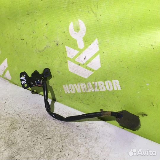 Кнопка стеклоподъемника Субару Форестер 10