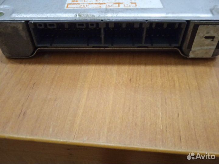 Блок управления двигателем Toyota Carina E лифтбэк