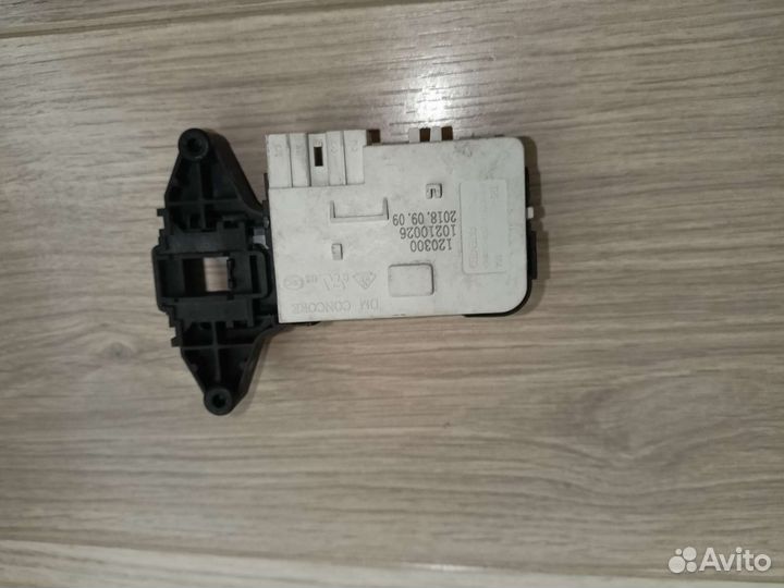 Ebf49827805 замок Lg