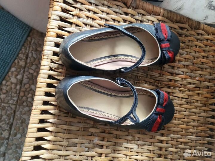 Кроссовки для девочки