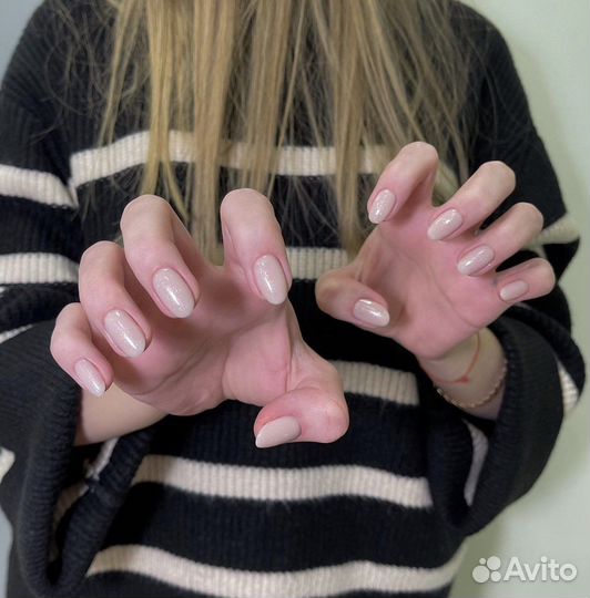 Маникюр с покрытием гель-лаком