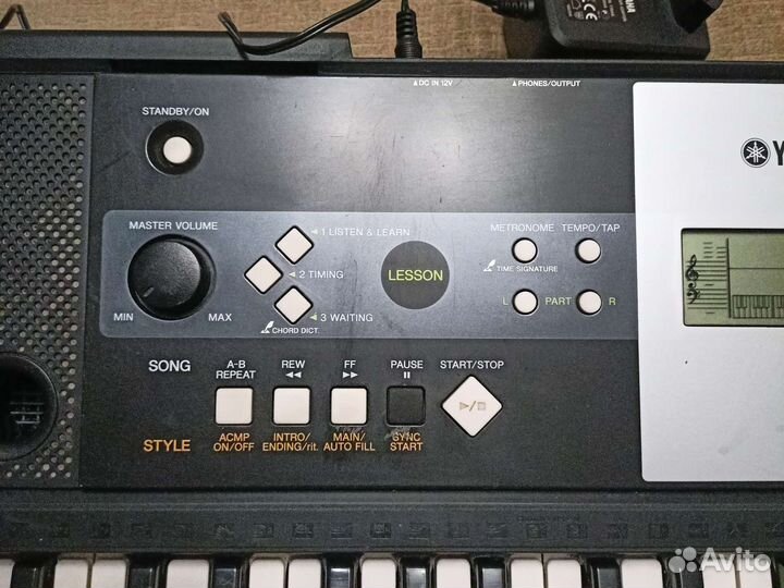 Синтезатор Yamaha psr e223