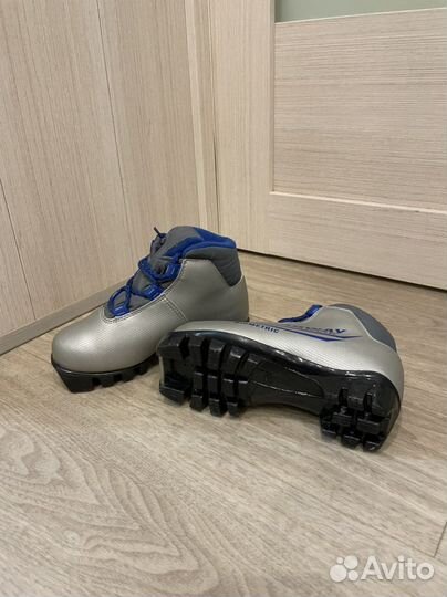 Лыжные ботинки, 29 размер