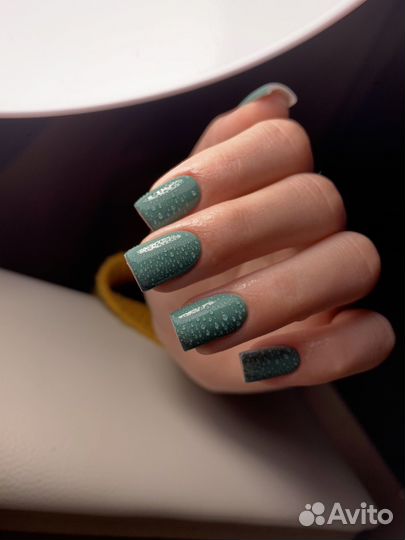 Маникюр, педикюр