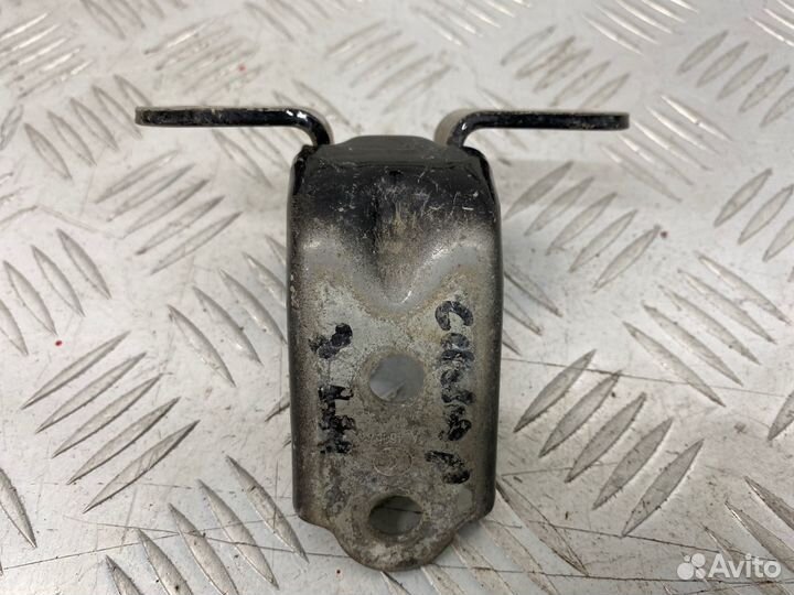 Б/У петля двери задний левый Hyundai Solaris 1 RB