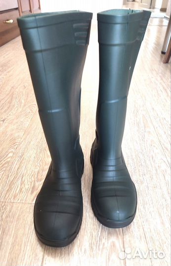 Сапоги резиновые новые 35 36
